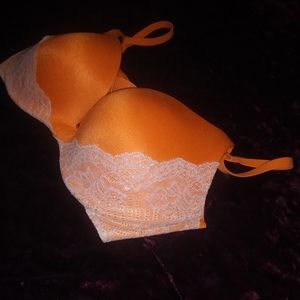 Victoria's Secret 36D Push Up Bra